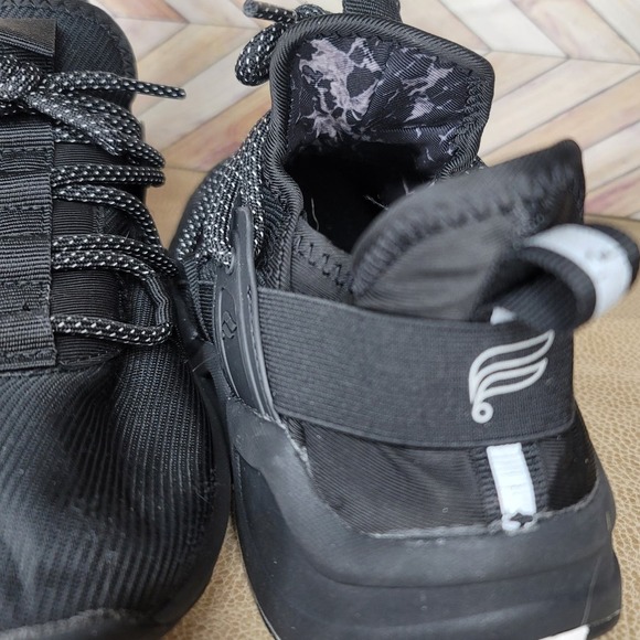 Fabletics Workout Running Reflective Sneakers Size 6 - Picture 6 of 6